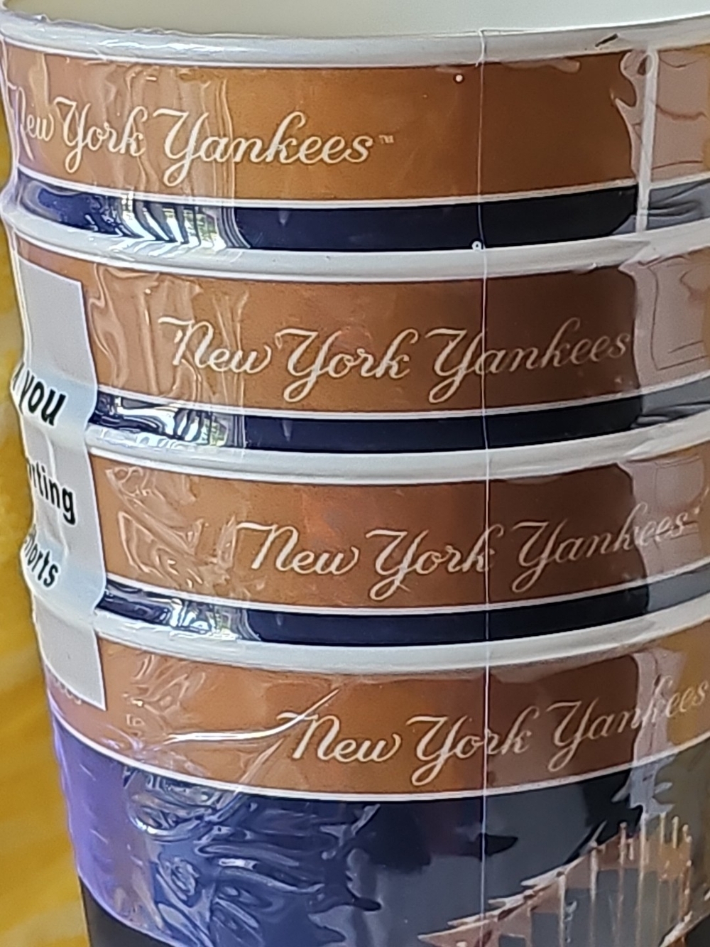 New York Yankees Gold and Navy Disposable Party Cups